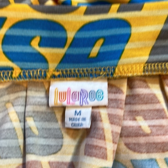 NEW LuLaRoe Madison Skirt USA Print Medium - Picture 7 of 9